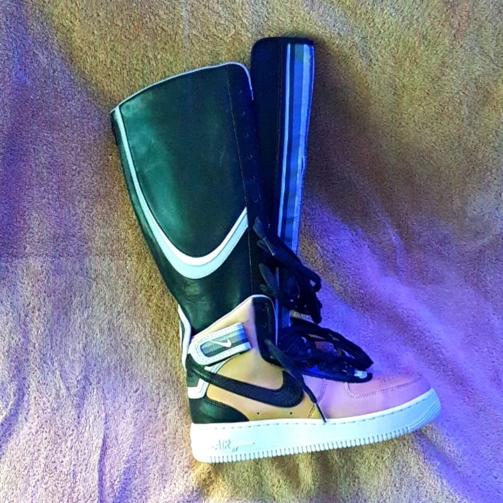 Dead stock dead stock in size too nike ricardo tisci  knee high nike sneaker